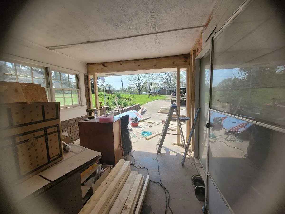 Air movers and dehumidifier for Drying & Dehumidification in White Knoll